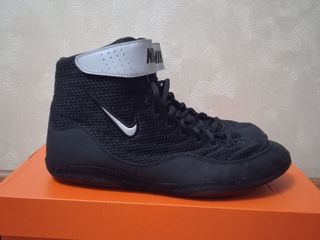 Nike infllict *NOI*