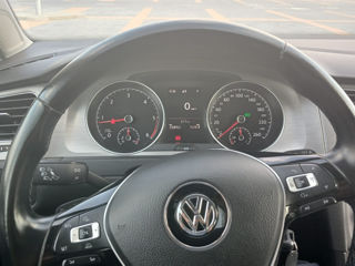 Volkswagen Golf foto 8