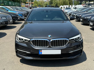 BMW 5 Series foto 3