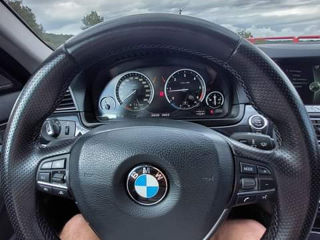 BMW 5 Series foto 6