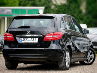 Mercedes B-Class foto 4