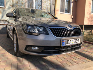 Skoda Superb foto 3