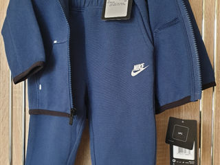 Costum sport Nike original.  Новый спортивный  костюм  Nike