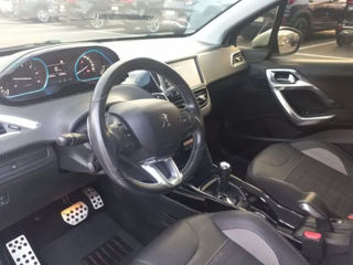 Peugeot 2008 foto 4