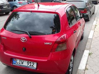 Toyota Yaris foto 5