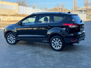 Ford Kuga foto 8