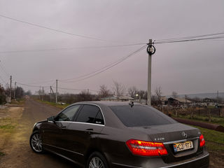 Mercedes E-Class foto 3