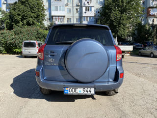 Toyota Rav 4 foto 4