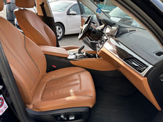 BMW 5 Series foto 7