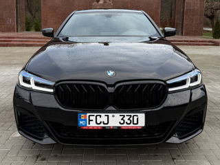 BMW 5 Series foto 7