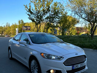 Ford Fusion foto 4