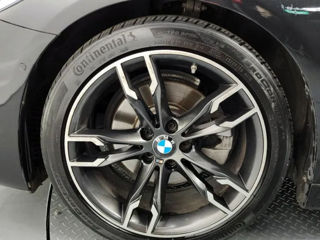 BMW 5 Series foto 6