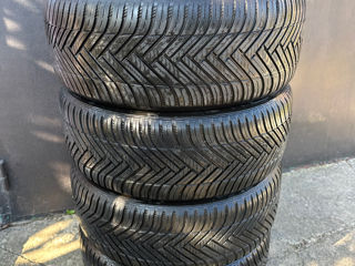 Hankook R18 235/50 al season foto 2