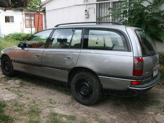 Opel Omega foto 5