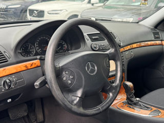 Mercedes E-Class foto 8