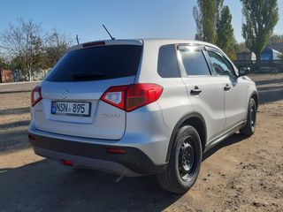 Suzuki Vitara foto 2