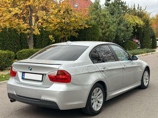 BMW 3 Series foto 6