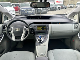 Toyota Prius foto 8