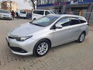 Toyota Auris foto 6