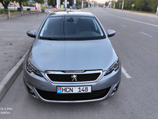 Peugeot 308 foto 2