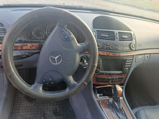 Mercedes E-Class foto 7