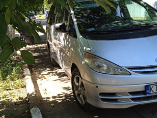 Toyota Previa foto 2