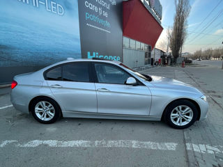 BMW 3 Series foto 8