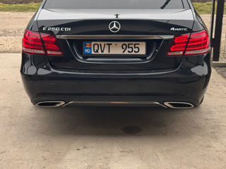 Mercedes E-Class foto 2