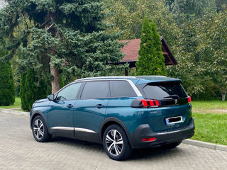 Peugeot 5008 foto 3