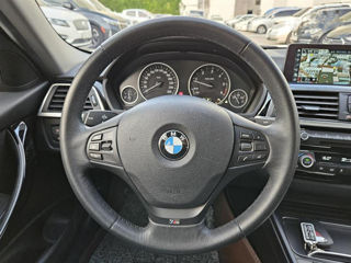 BMW 3 Series foto 7