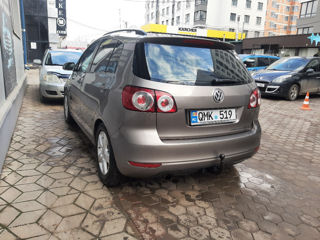 Volkswagen Golf foto 2