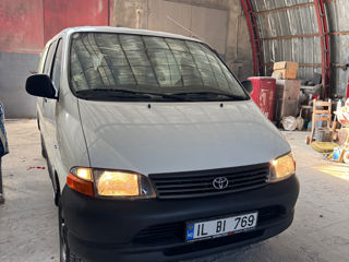 Toyota Hiace foto 2