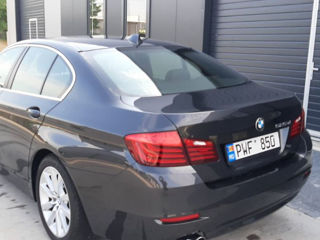 BMW 5 Series foto 5