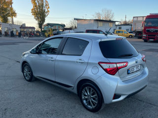 Toyota Yaris foto 4