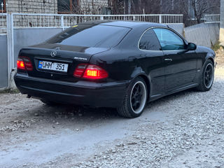 Mercedes CLK-Class foto 9