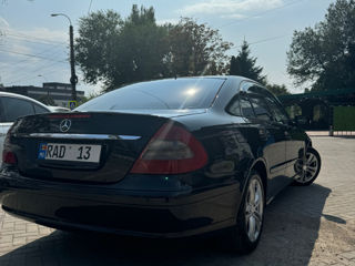 Mercedes E-Class foto 3