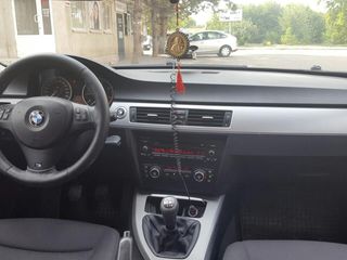 BMW 3 Series foto 6