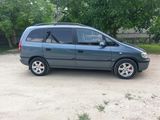 Opel Zafira foto 2