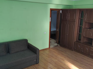 Apartament cu 2 camere, 74 m², Râșcani, Chișinău foto 2