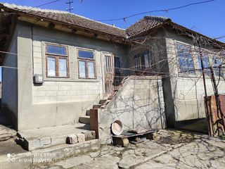 Se vinde casă bătrînească amplasată în Miclești (lîngă Peresecina) foto 2