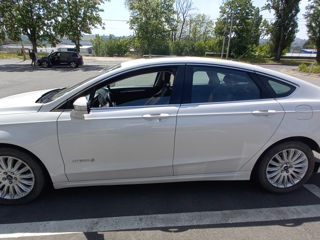 Ford Fusion foto 1