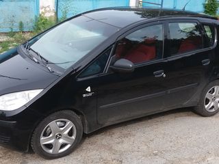 Mitsubishi Colt foto 5