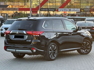 Mitsubishi Outlander foto 5