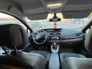 Renault Scenic foto 8