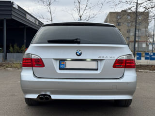 BMW 5 Series foto 4