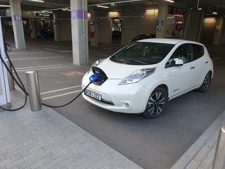 Nissan Leaf foto 1