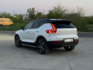 Volvo XC40 foto 3