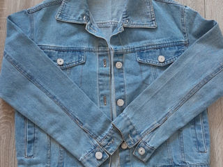 курточка джинсовая на девочку 10-11 лет