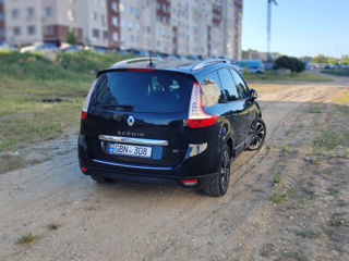 Renault Grand Scenic foto 6