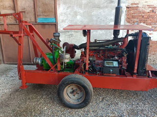 De vanzare motopompa de irrigare,motor 6cilindri pompa de 120m/cub ora foto 1